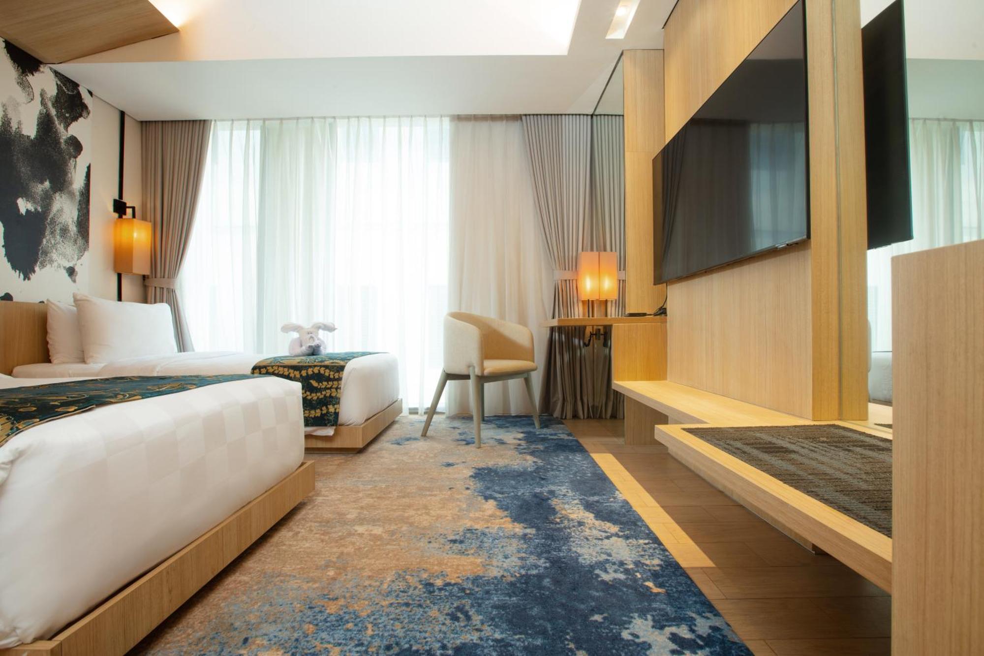 Louis Kienne Cikarang Hotel & Service Apartment Бекаси Екстериор снимка